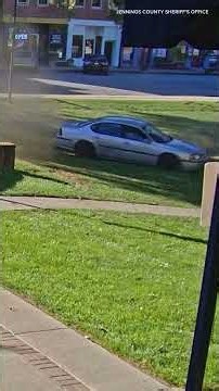 Elderly woman charged with DUI after doing donuts on courthouse lawn