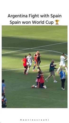 Argentina Fight with Spain after losing World Cup #short #viral #footballshorts #fifaworldcup