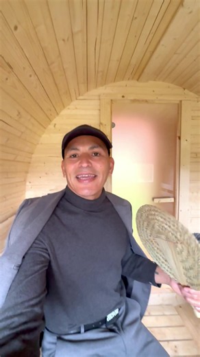 Santiago Zaracho profile and career overview
