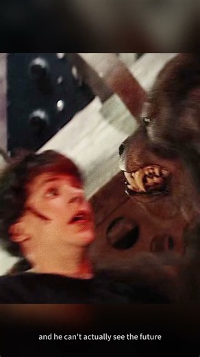 😱Together they drove the werewolf away. | Cursed (2005) 🐺🌕