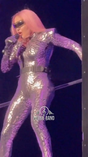 Madonna's incredible performance #madonna #80s #monkband