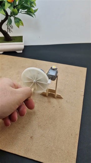 Manual generator | #dcmotor #techexperiments #experiment #dcman ##freeenergy