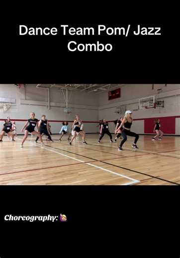 Had such a fun time choreographing and teaching this combo at @CRDT.Cardettes Spring Clinic❤️🖤 #dance #coach #choreographer #danceteam #mn