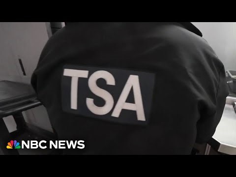 Trump signs emergency order to pay TSA