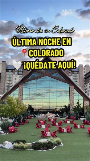 ✨🏔️ ¡Si viajas a Colorado, guarda este hotel para tu última noche! 😍 El Gaylord Rockies está a unos 10 minutos del aeropuerto de Denver y es perfecto para terminar tus vacaciones disfrutando en familia. 💦 Tiene parque de agua bajo techo incluido con tu hospedaje, piscinas espectaculares y un desayuno buffet que no te puedes perder. 🤤 💚 Entra al pin verde, revisa los precios para tus fechas y reserva con tiempo. #tiktokgostarcreator #ColoradoTravel #DenverColorado #GaylordRockies #ColoradoHo