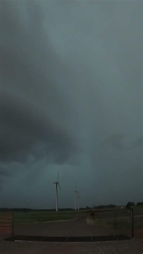 Spectacular Shots of Lightning as Thunderstorm Fills the Sky of Oklahoma #shorts