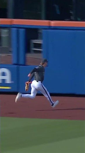 AJ Ewing makes the impressive running catch 🔥 #mlb #baseball #mets #sports #highlights