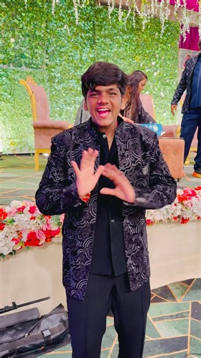 Sanchu Ne Mummy Papa Ko Dance Karna Sikhaya🤣🥰||SanchuActor shorts #sanchuactor #manavtuteja