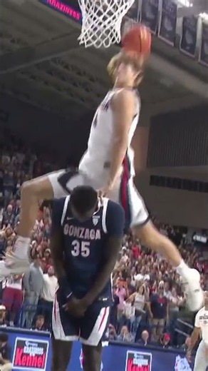Davis Fogle wins Kraziness in the Kennel Dunk Contest