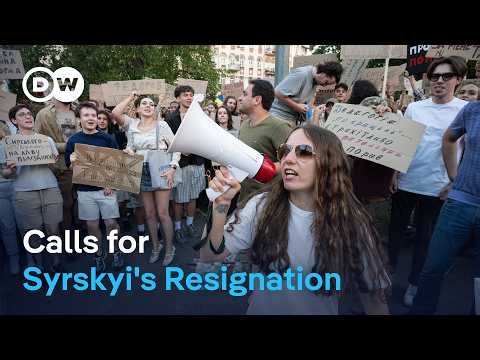 Ukraine war: Protesters demand resignation of top commander | DW News