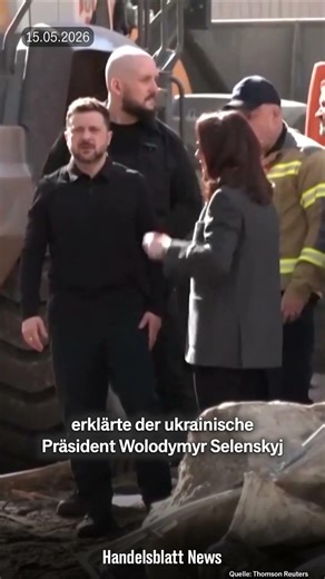Nach russischer Angriffswelle: Selenskyj besucht zerstörtes Wohnhaus in Kiew
