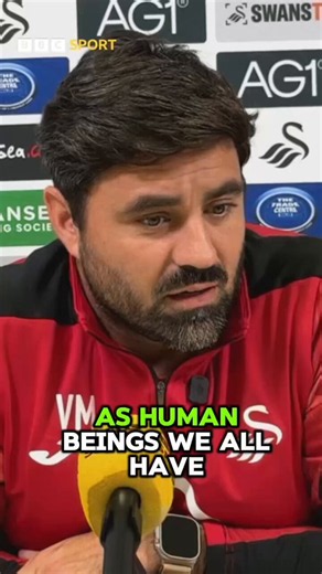 He’s here to stay 💪 Head coach Vitor Matos says he ‘loves’ life at Swansea City amid one report linking him with Premier League side Crystal Palace 🦢 https://t.co/zA5XDjEHxe
