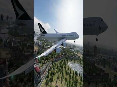 BOEING 747 Makes EMERGENCY Landing On Ocean Due To Engine Fire