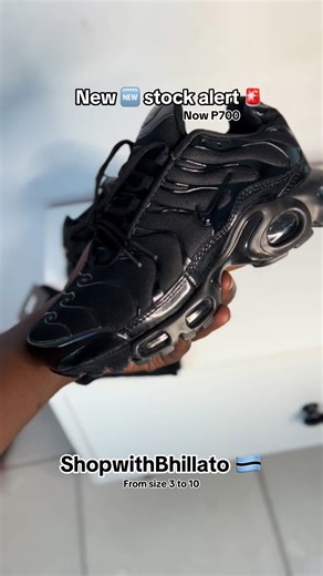 All black Nike TN …P700 ..contact 78720984 … #fyp #tiktoksouthafrica🇿🇦 #sneakers #nike Tn #tiktokbotswana🇧🇼 trending
