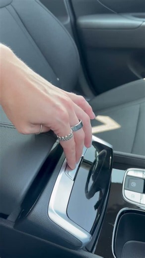 Look Inside: 2026 Hyundai Tucson SE