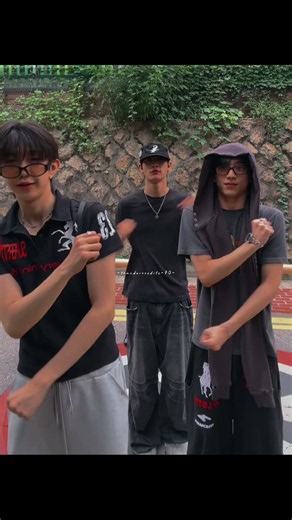 TikTok Viral Trend | Windows In Brazil #tiktok #trending #edit #trend #dance #lyrics #viralvideo
