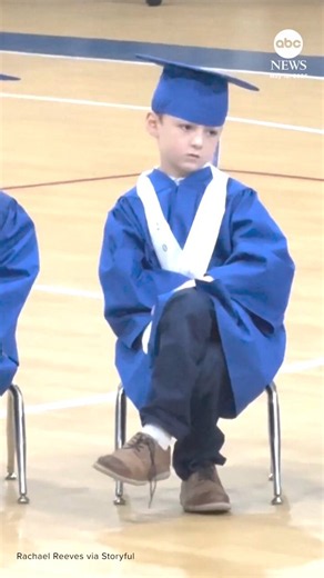 A Texas mom shared video of her 6-year-old son going through several stages of boredom during his kindergarten graduation ceremony. https://t.co/h1UwrHHDpr