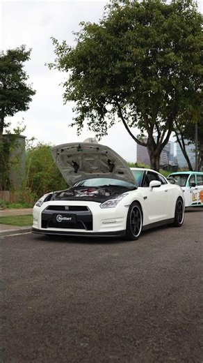 GT-R R35 0-100 Acceleration Test | Supercar Killer #supercar #gtr #gtrr35