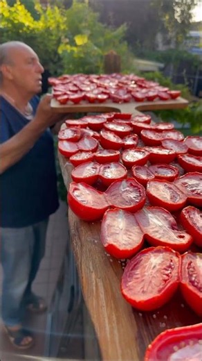 Why do Chinese people dry tomatoes in the sun? #shorts