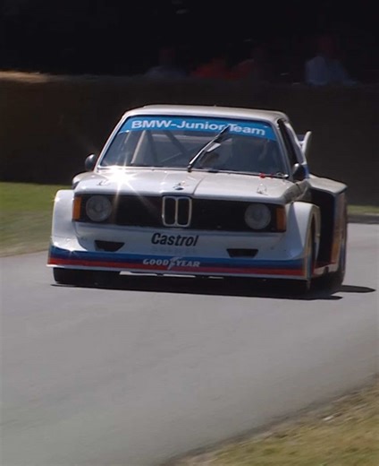 Experience the E21 320 Gruppe 5 at Goodwood Festival
