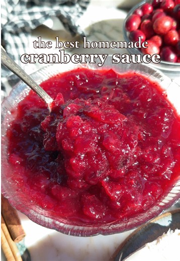 Homemade Cranberry Sauce Recipe – Best Thanksgiving Cranberry Sauce