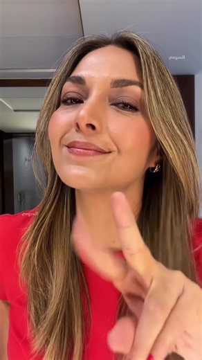 Carolina Zambrano makeup tutorial - Rol de Carol