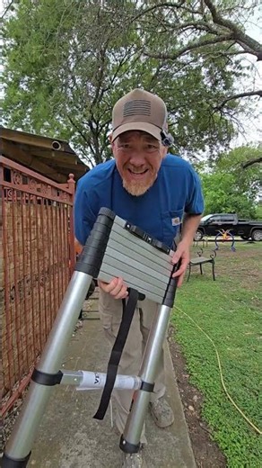 VEVOR Telescoping Ladder, Aluminum One-button Retraction Collapsible Extension Ladder, Capacity with