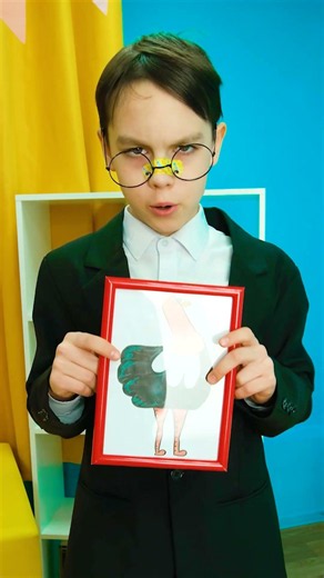 Can You Make a Cute Animal with Your Hand? Try This Fun Art Trick!