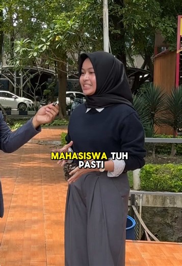 Oh ya, di @dr.gin.institute banyak yang sudah pake Metode RMC untuk bisa Ngebut Wisuda. . Metode RMC aku bikin untuk kamu yg pemula dalam menulis Skripsi/Tesis/Disertasi, karena: ✅ Aku siapin buku panduan yg langsung kamu pakai praktek nulis dg target 1 bulan ✅ Aku kasih video panduan biar kamu bisa niru caraku pake berbagai website dalam nulis ✅ Aku siapin prompt Chat GPT ilmiah, bukan copi paste, biar kamu makin produktif nulis ✅ Aku juga siapin template proposal siap pakai, jadi kamu gak perl