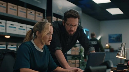 L'escouade sert-bière | Alertes | illico+