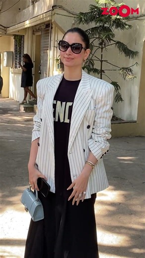 Tamannaah Bhatia ACCEPTS paps' request & poses for them multiple times #shorts #tamannaahbhatia