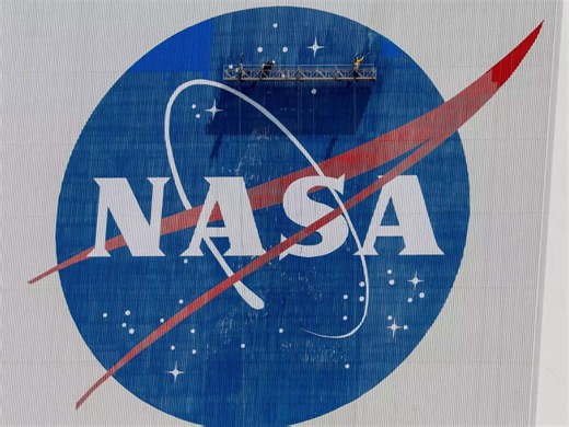 NASA abandons attempt to rescue aging space telescope from atmospheric re-entry