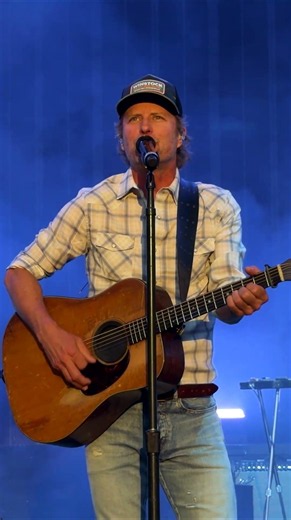 Dierks Bentley performs "Take Me Home, Country Roads" in Woodinville, WA at Chateau Ste Michelle