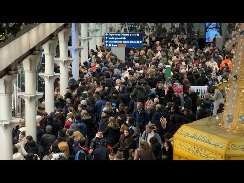 Eurostar services start to resume from London after power glitch sparks travel chaos | AFP