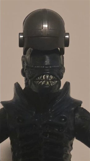 Xenomorph gets mauled #aliensurvivaltributereimagined #alien #halflife