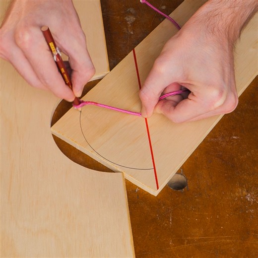 Easy half-round wood joint using rope and pencil ✏️ | 5-Minute Crafts Family