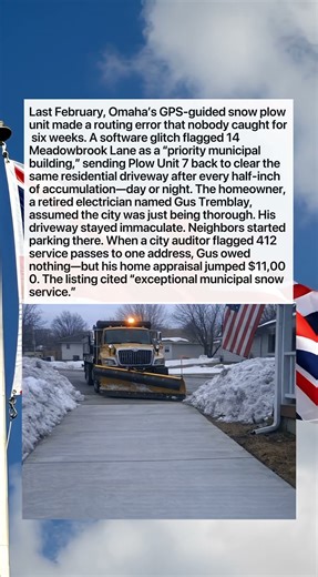 AUTONOMOUS SNOW PLOW GETS STUCK IN LOOP, CLEARS ONE DRIVEWAY 412 TIMES 🚜❄️😂