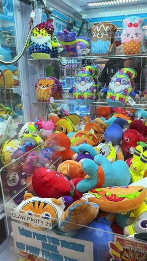Another EPIC double win on the #clawmachine at #clawparty #fyp