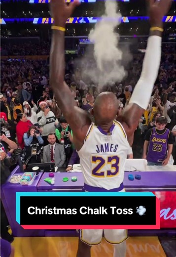 LeBron James' Signature Chalk Toss Highlights