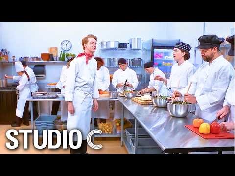 Stu Stews Sue’s Soup - Studio C