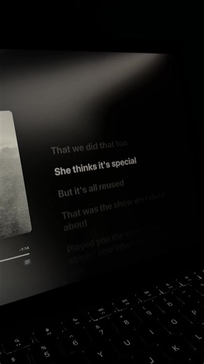 Deja Vu lyrics - Olivia Rodrigo