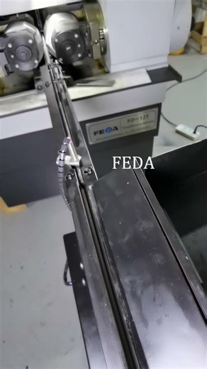 FEDA thread rolling machine FD‑12T comes with a stable structure and excellent processing accuracy.