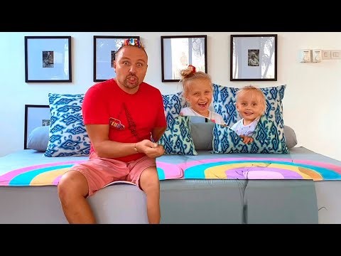 Magic Invisible Cloth Prank! Sisters Disappear and Surprise Dad!