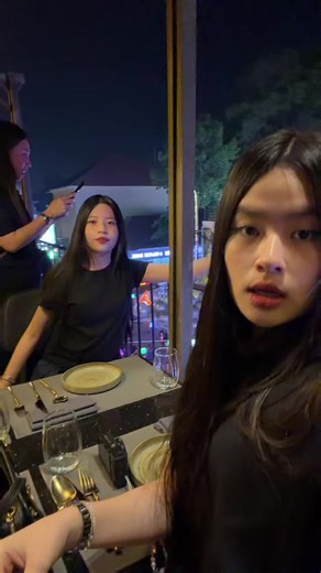 Discover Amara: Temple East Group in 2002