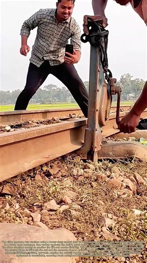 Lifting the Line: How a Manual Jack Raises a Rail and Sleeper for Track Repairs