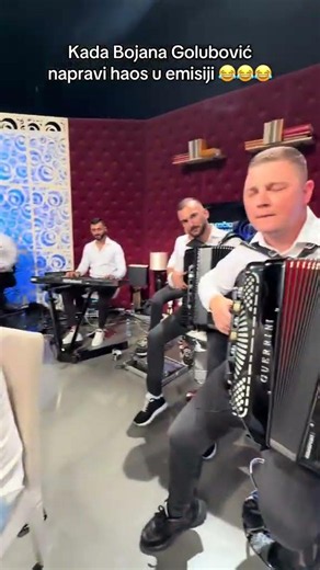 Bojana Golubovic napravila haos u emisiji!!!