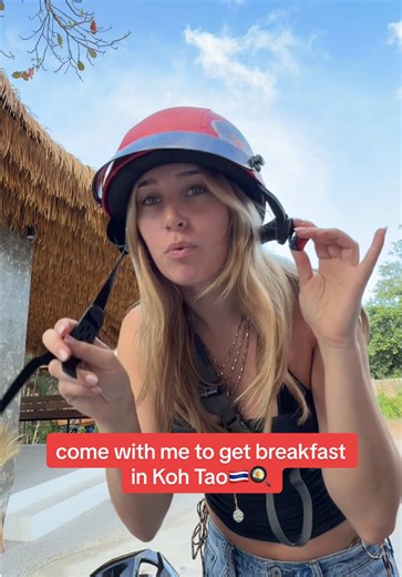 Exploring Breakfast Spots in Koh Tao, Thailand