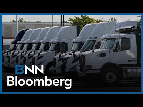 'There's excess capacity and not much pricing power': Trucking companies on freight recession
