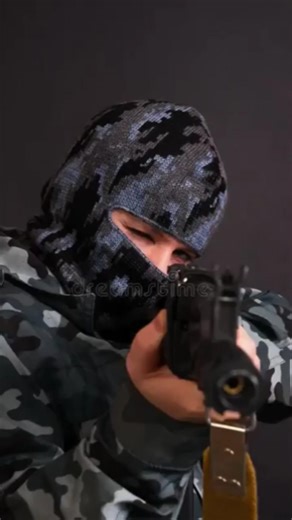 ऊपरवाला कभी झुकने नहीं देग#viralvideo #trending#shorts #motivation #indianarmedforces #youtubeshorts