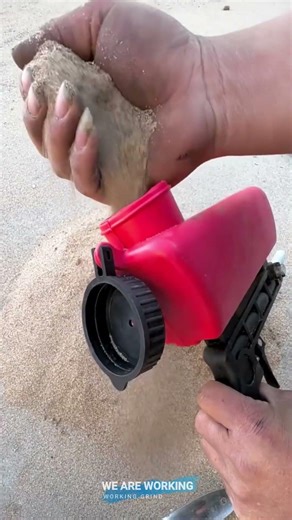 🛠️ Rust Removal Using Pneumatic Abrasive Blasting